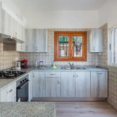 Margarita Villa