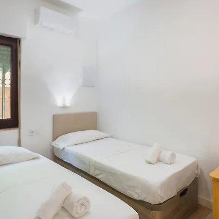 Margarita Villa *